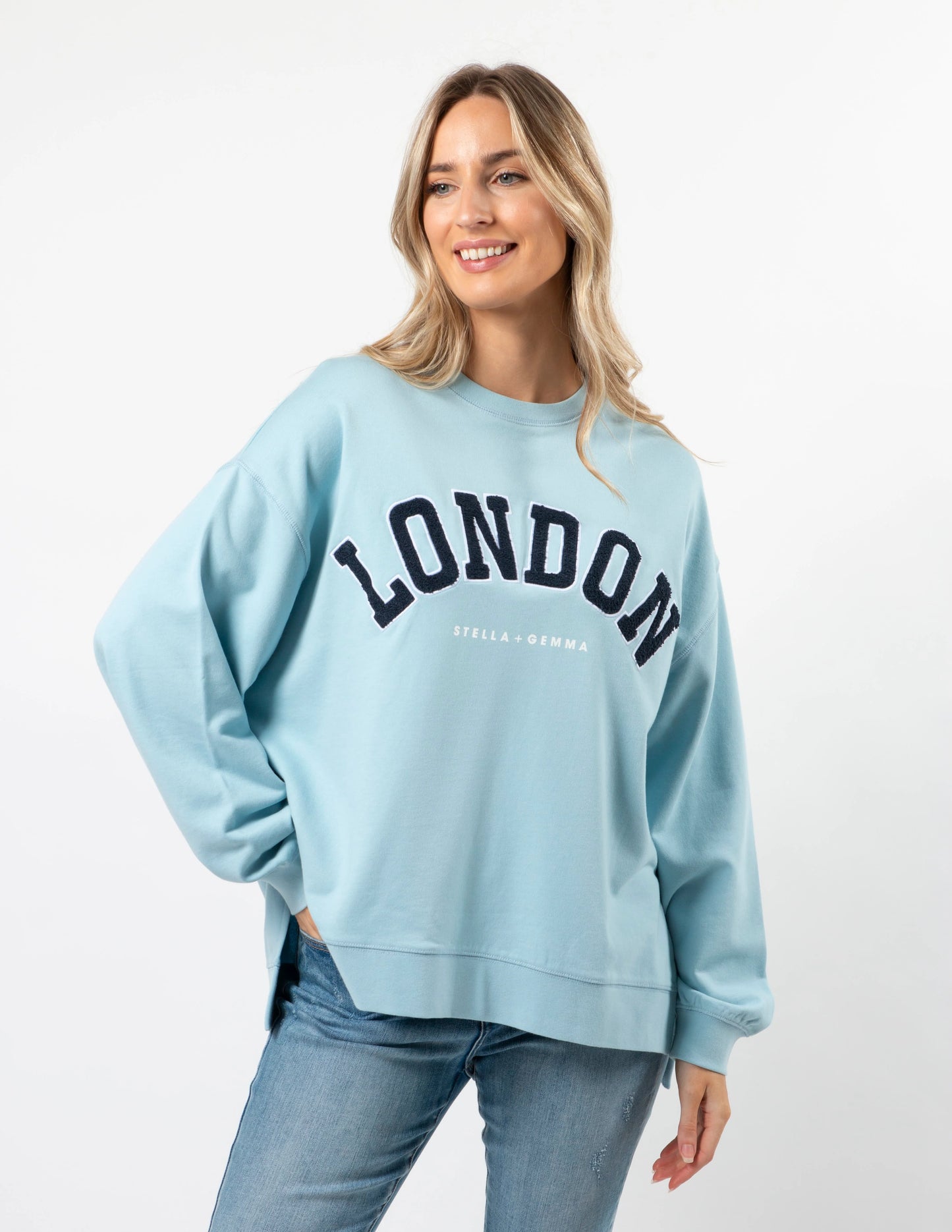 SKY LONDON SUNDAY SWEATER