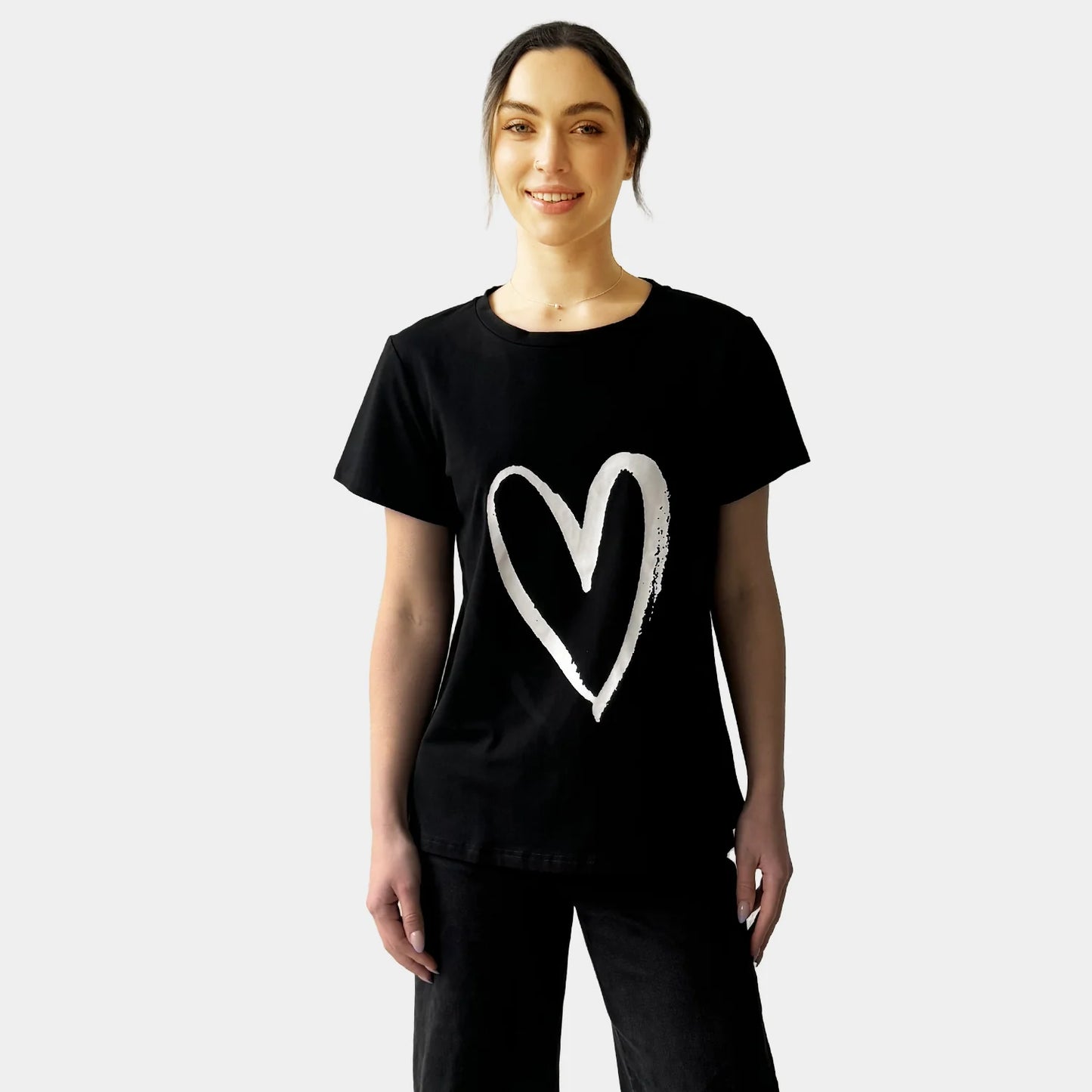 BLACK HEART TEE