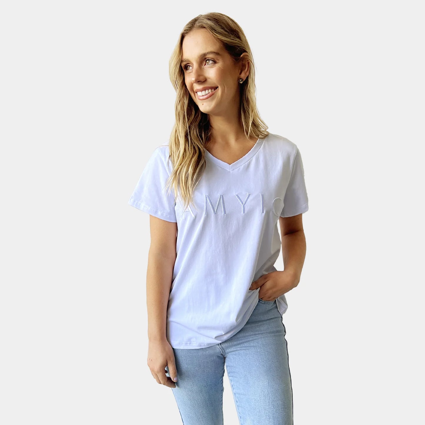 AMYIC V NECK TEE