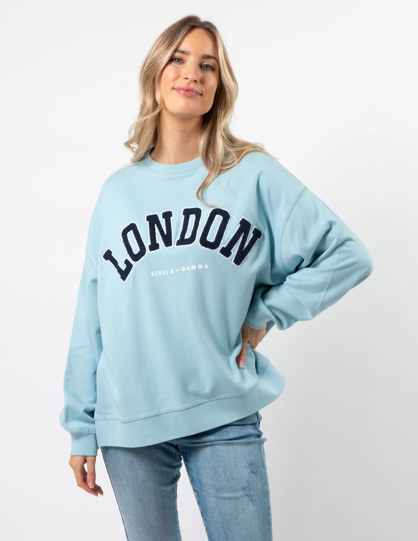 SKY LONDON SUNDAY SWEATER