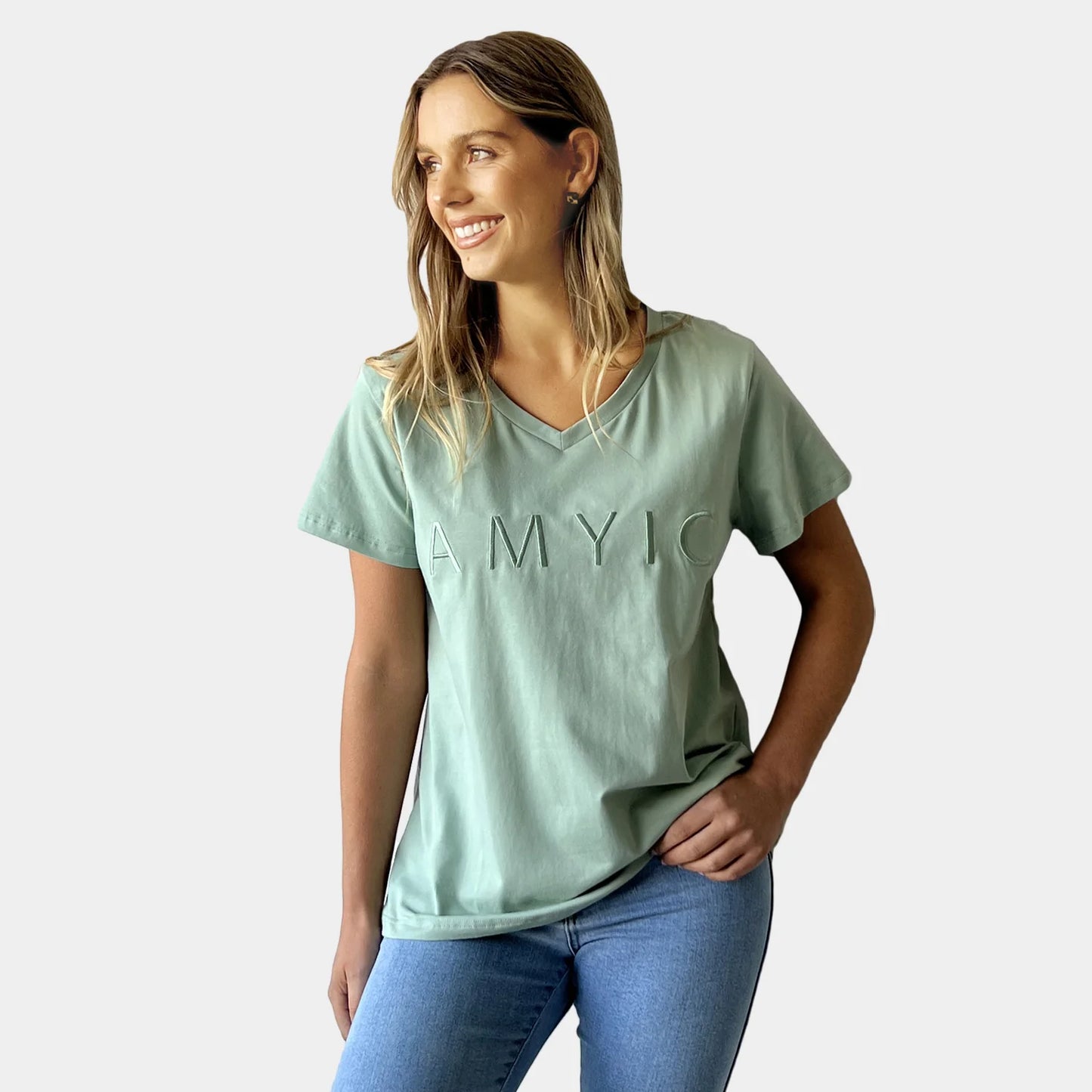 SAGE V-NECK TEE