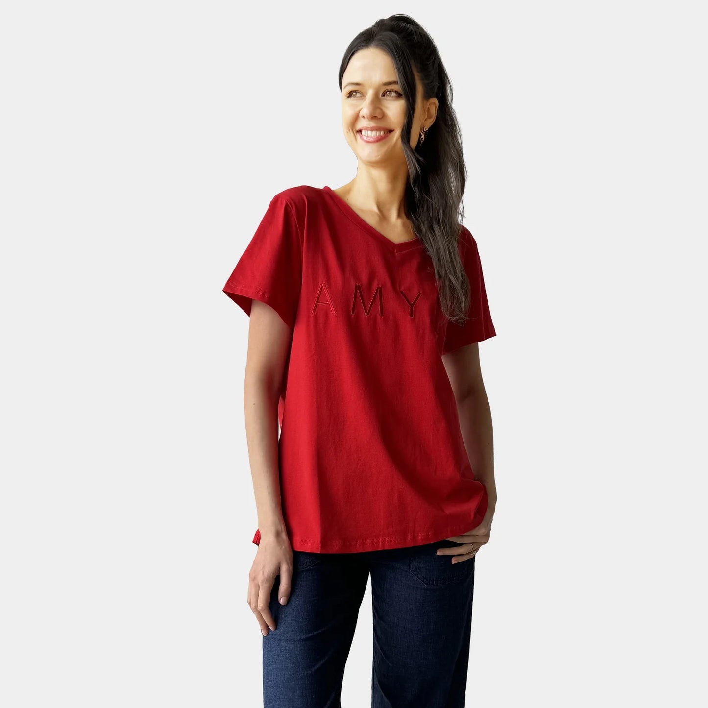 RED AMYIC V-NECK TEE